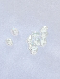 Бусины стекло капли гранен 5х7мм (10шт.) белые с отливом